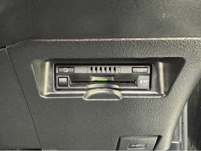 ヴィッツ F セーフティーエディションII 衝突被害軽減ブレーキ ナビ ワンセグ Bluetooth ETC バックモニター 先進ライト 車線逸脱警報 スマートキー マニュアルエアコン CD再生 横滑り防止装置 盗難防止装置(11枚目)