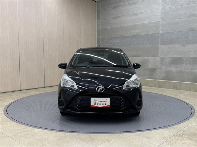 ヴィッツ F セーフティーエディションII 衝突被害軽減ブレーキ ナビ ワンセグ Bluetooth ETC バックモニター 先進ライト 車線逸脱警報 スマートキー マニュアルエアコン CD再生 横滑り防止装置 盗難防止装置(14枚目)