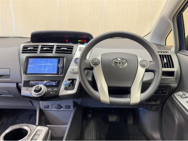 プリウスアルファ S フルセグ内蔵メモリーナビ CD/DVD Bluetooth対応 後席モニター バックモニター ETC 横滑り防止装置 ABS スマートキー イモビライザー サイドエアバック オートエアコン 純正アルミ(6枚目)