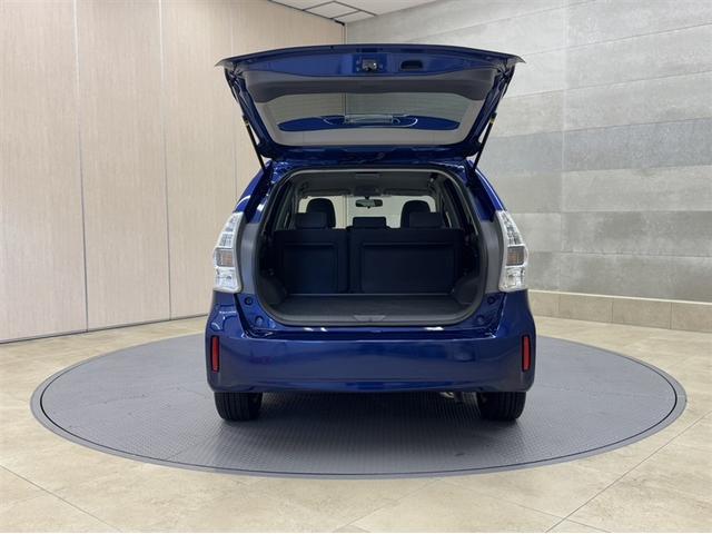 プリウスアルファ S フルセグ内蔵メモリーナビ CD/DVD Bluetooth対応 後席モニター バックモニター ETC 横滑り防止装置 ABS スマートキー イモビライザー サイドエアバック オートエアコン 純正アルミ(26枚目)