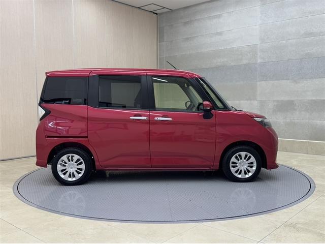 全車１年間の走行距離無制限のロングラン保証付きです。また、さらに安心をお求めの方には１年〜２年の保証延長ができる「ロングランα保証」（有償）もお選びいただけます。