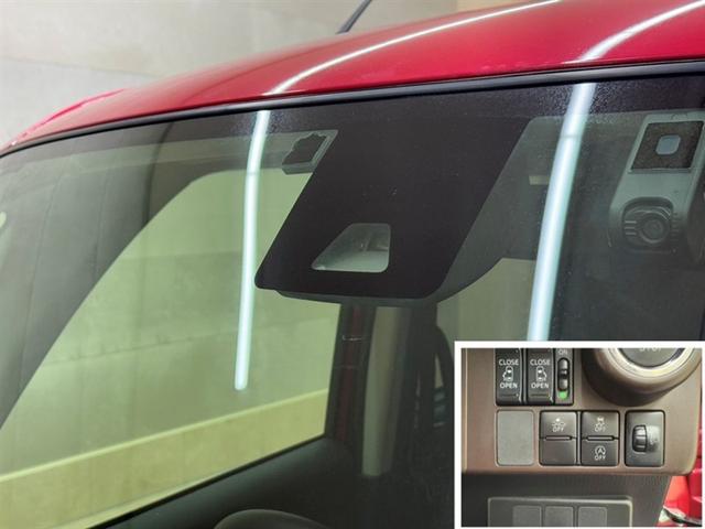 衝突被害軽減ブレーキに加え、ペダル踏み間違い急発進抑制装置等を搭載した「サポカーＳ」です。安全機能の詳細はスタッフまでおたずねください。機能を過信せず、必ずご自身で安全運転を行ってください。