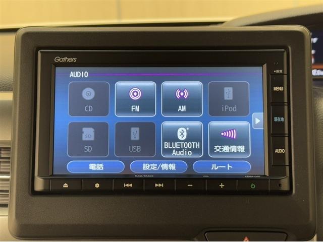 Ｂｌｕｅｔｏｏｔｈ対応、ＣＤ再生機能付き。お好きな音楽を聴きながらのドライブは楽しいですよね〜♪