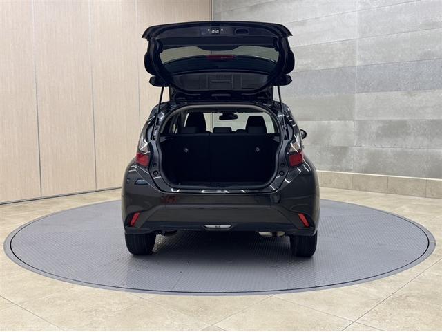 アクア Ｇ　ＡＣ１００Ｖ／１５００Ｗ電源コンセント　モデリスタアルミ　ディスクプレイヤー　フルセグＴＶ　Ｂｌｕｅｔｏｏｔｈ　バックモニター　クルーズコントロール　スマートキー　イモビライザー　ワンオーナー　記録簿（31枚目）