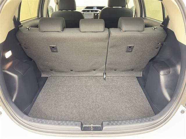 アクア Sスタイルブラック ドラレコ 全周囲モニター 衝突被害軽減ブレーキ ペダル踏み間違い急発進抑制装置 車線逸脱警報装置 オートハイビーム ワンセグ内蔵メモリー Bluetooth対応 ETC スマートキー LEDライト(32枚目)