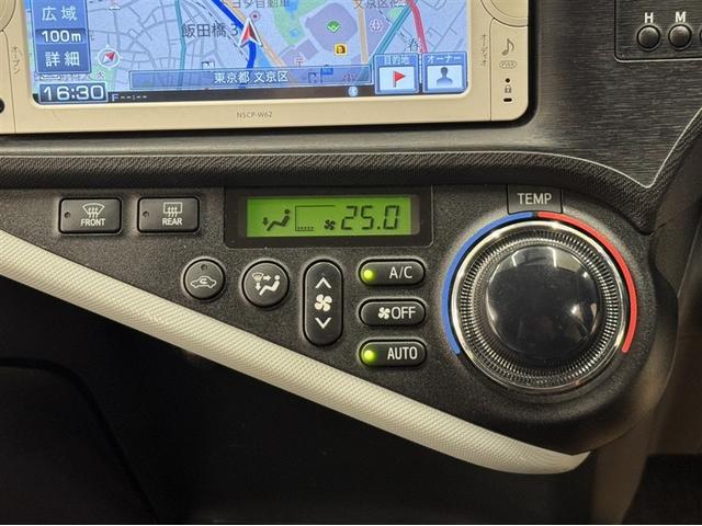 アクア S ワンオーナー ナビ ワンセグ Bluetooth バックモニター オートエアコン ETC キーレスエントリー デュアルエアバック CD再生 横滑り防止装置(21枚目)