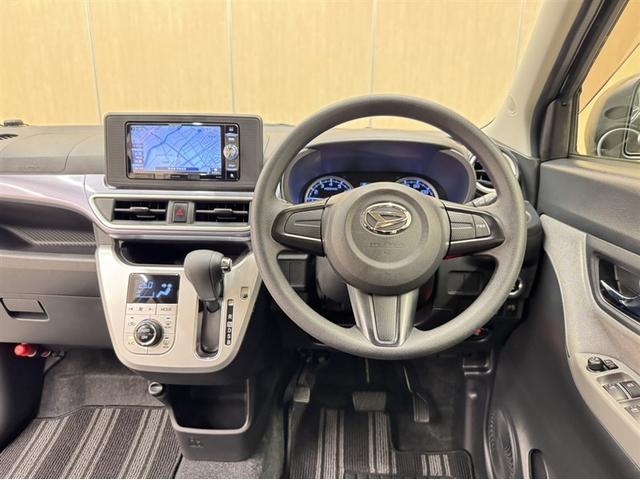 キャスト アクティバＸ　ＳＡＩＩＩ　衝突被害軽減ブレーキ　ペダル踏み間違い急発進抑制装置　ナビ　フルセグ　Ｂｌｕｅｔｏｏｔｈ　ＥＴＣ　ベンチシート　アイドリングストップ　先進ライト　車線逸脱警報　オートエアコン　スマートキー（5枚目）