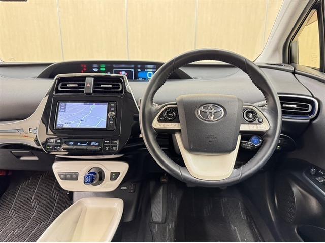 プリウス Aツーリングセレクション 衝突被害軽減ブレーキ ペダル踏み間違い急発進抑制装置 ドライブレコーダー ナビ フルセグ Bluetooth シートヒーター ETC LED ブラインドスポットモニター クルーズコントロール(9枚目)