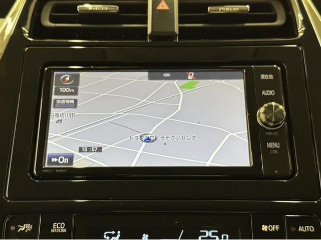 プリウス Aツーリングセレクション 衝突被害軽減ブレーキ ペダル踏み間違い急発進抑制装置 ドライブレコーダー ナビ フルセグ Bluetooth シートヒーター ETC LED ブラインドスポットモニター クルーズコントロール(12枚目)