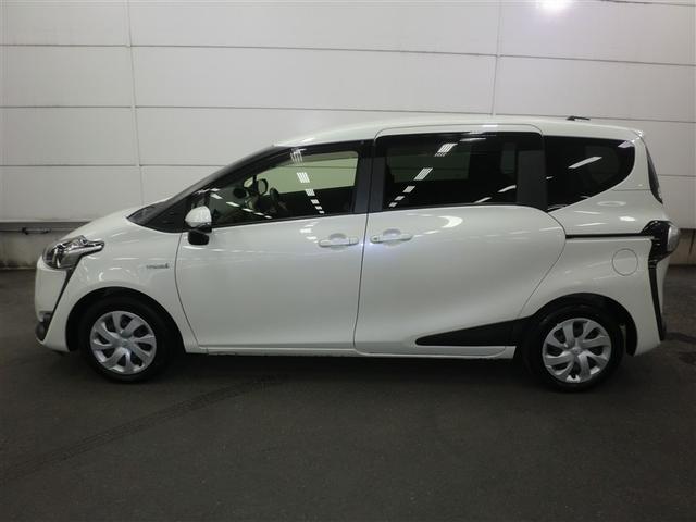 弊社では店頭でご購入者様が車をご確認の上、ご契約して頂ける方のみの販売に限らせていただきます。予めご了承ください。