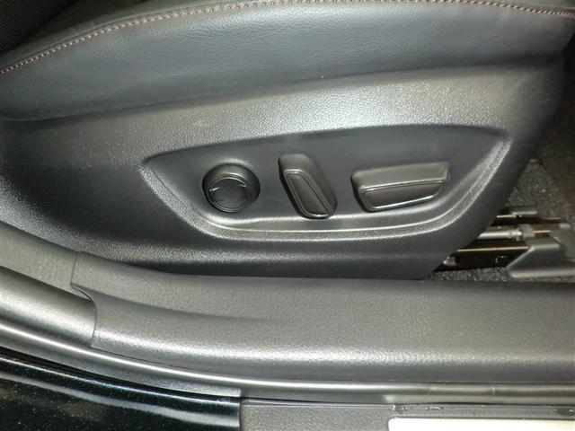 カムリ Ｇレザーパッケージ　衝突被害軽減　ＤＶＤプレーヤー　定期点検記録簿　ＬＥＤランプ　ナビＴＶ　横滑り防止　本革シート　電動シート　イモビライザー　エアバッグ　キーフリー　メモリ－ナビ　オートクルーズ　ＡＢＳ　オートエアコン（17枚目）