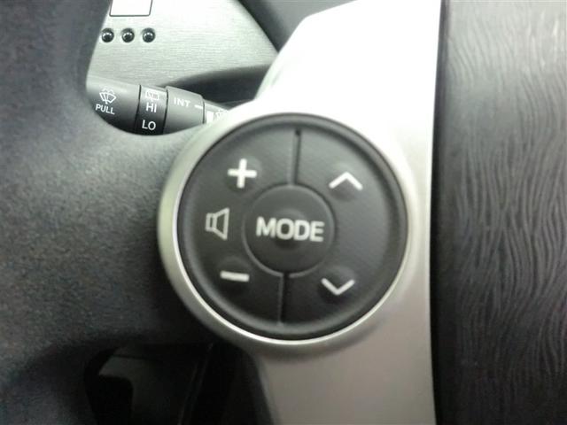 ステアリングスイッチ付！運転中も目線を動かす事無く音量等の操作可能！