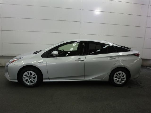 プリウス S 衝突軽減 4wd フルセグTV エアコン LEDヘッドライト バックガイドモニター クルコン ETC車載器 盗難防止システム メモリナビ パワーステアリング カーテンエアバック ワンオーナー ABS(2枚目)