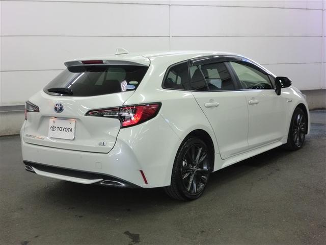 カローラツーリング ハイブリッド　ダブルバイビー　追突軽減ブレーキ　バックモニタ　地デジフルセグ　横滑防止　ナビＴＶ　スマキー　ＬＥＤライト　デュアルエアバッグ　エアコン　オートクルーズ　サイドエアバッグ　ＥＴＣ付　ＰＳ　キーフリー　ＡＢＳ　ワンオナ（4枚目）