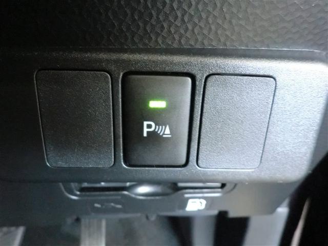 コーナーセンサーが付いています！ぶつかりそうになると光と音で教えてくれます！便利な装備ですね！！