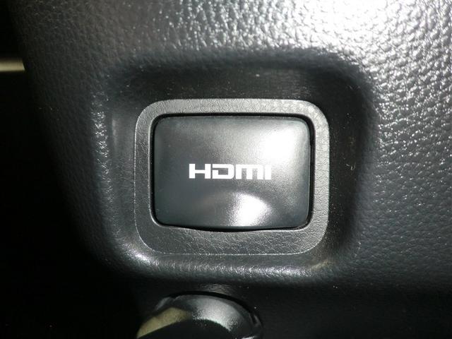 ヴォクシー Ｓ－Ｇ　点検記録簿付　Ｒカメラ　メモリーナビ　アルミホイル　ＬＥＤヘッドランプ　横滑り防止装置　スマートキ　キーレスエントリー　３列シート　ナビ＆ＴＶ　フルセグテレビ　ワンオーナー　盗難防止システム　ＥＴＣ（9枚目）