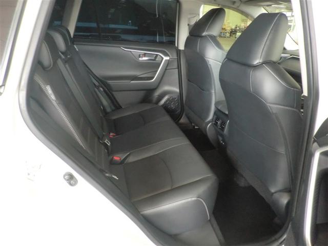 ＲＡＶ４ Ｇ　Ｚパッケージ　デュアルエアコン　インテリジェントクリアランスソナー　パノラマルーフ　エアロ　整備記録簿　ＡＷＤ　ＬＥＤライト　アルミホイル　オートクルーズ　横滑り防止装置　バックガイドモニター　盗難防止装置　ＡＢＳ（18枚目）