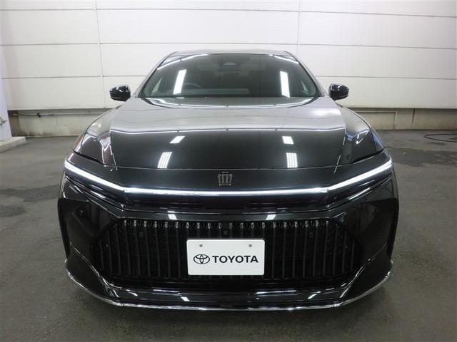 クラウン Ｚ　レザーシート　ＬＥＤヘッドライト　１オナ　地デジＴＶ　ＡＢＳ　パワーシート　バックモニター　スマートキー　ＥＴＣ　ドライブレコーダー　アルミホイール　エアコン　盗難防止装置　メモリーナビ　キーレス（3枚目）