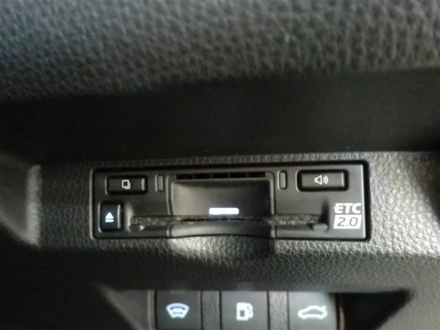 クラウン Ｚ　レザーシート　ＬＥＤヘッドライト　１オナ　地デジＴＶ　ＡＢＳ　パワーシート　バックモニター　スマートキー　ＥＴＣ　ドライブレコーダー　アルミホイール　エアコン　盗難防止装置　メモリーナビ　キーレス（16枚目）