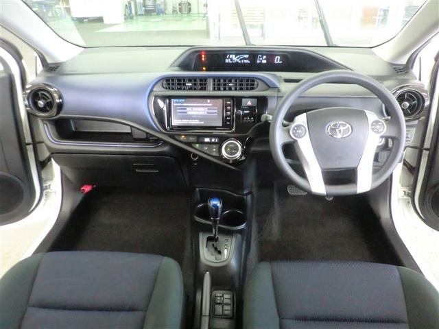 アクア Ｓ　スマートキープッシュスタート　キーレスエントリ　フルセグ地デジ　イモビ　ナビ＆ＴＶ　ワンオーナー車　オートエアコン　デュアルエアバック　ＥＳＣ　Ｂカメラ　パワーウィンドウ　ＥＴＣ　ＤＶＤ再生可能（6枚目）