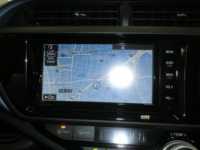 アクア Ｓ　スマートキープッシュスタート　キーレスエントリ　フルセグ地デジ　イモビ　ナビ＆ＴＶ　ワンオーナー車　オートエアコン　デュアルエアバック　ＥＳＣ　Ｂカメラ　パワーウィンドウ　ＥＴＣ　ＤＶＤ再生可能（7枚目）