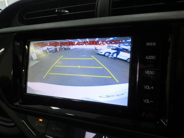 アクア Ｓ　スマートキープッシュスタート　キーレスエントリ　フルセグ地デジ　イモビ　ナビ＆ＴＶ　ワンオーナー車　オートエアコン　デュアルエアバック　ＥＳＣ　Ｂカメラ　パワーウィンドウ　ＥＴＣ　ＤＶＤ再生可能（9枚目）