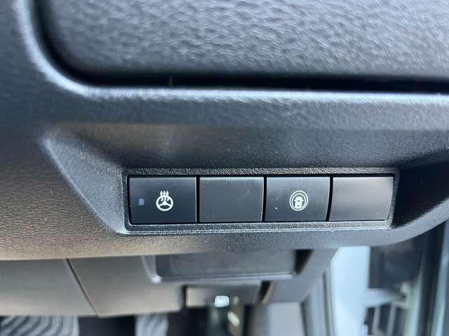 ステアリングヒーターも搭載！