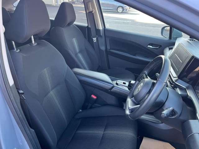 しっかりとした造りのシートで運転も快適に♪