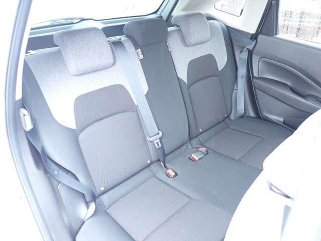 ノート 1.2 S 軽減ブレーキ ワンオーナー 禁煙 バックカメラ インテリキー イモビライザー メモリーナビ ドライブレコーダー ナビTV付き ワンセグTV付き 整備点検記録簿 ETC オートエアコン サイドエアバッグ(19枚目)