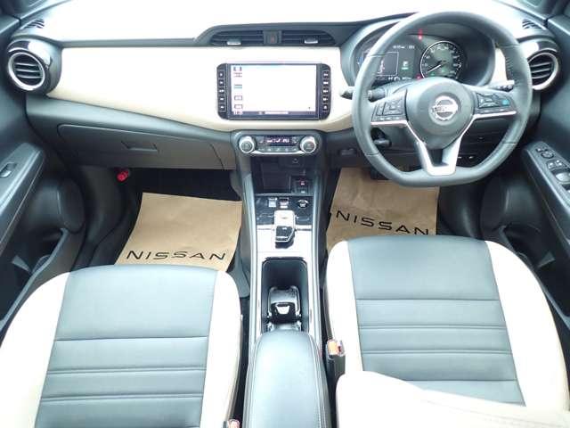 キックス １．２　Ｘ　ツートーン　インテリアエディション　（ｅ－ＰＯＷＥＲ）　シートヒーター　エマブレ　プロパイ　レーダークルーズ　禁煙　被害軽減ブレーキ　ＬＥＤヘッドライト　アラウンドビューモニター　インテリジェントキー　ドラレコ　ＥＴＣ　メモリ－ナビ　エアコン　パワステ　キーレス　パワーウィンドウ　ＡＢＳ（3枚目）