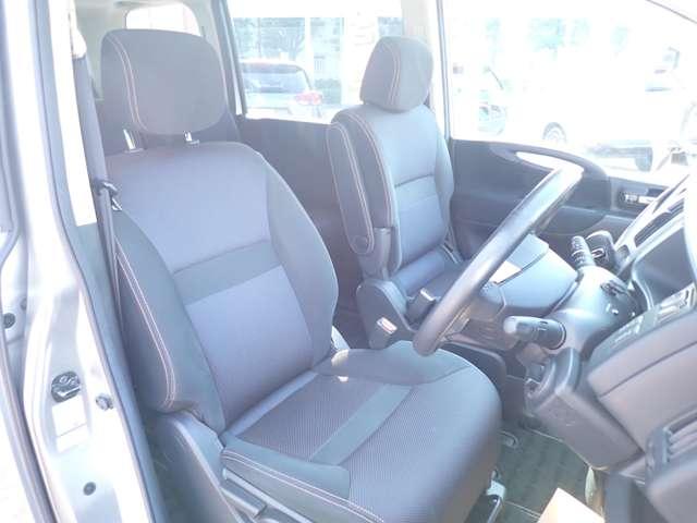 セレナ 2.0 ハイウェイスター Vセレクション 純正HDDナビ バックモニター 左右電動スライドドア ETC車載器 盗難防止 禁煙 バックモニタ Wエアバック HDDナビ パワステ PW インテリジェントキー キーフリー オートエアコン ナビTV 記録簿 ABS ワンセグTV(11枚目)