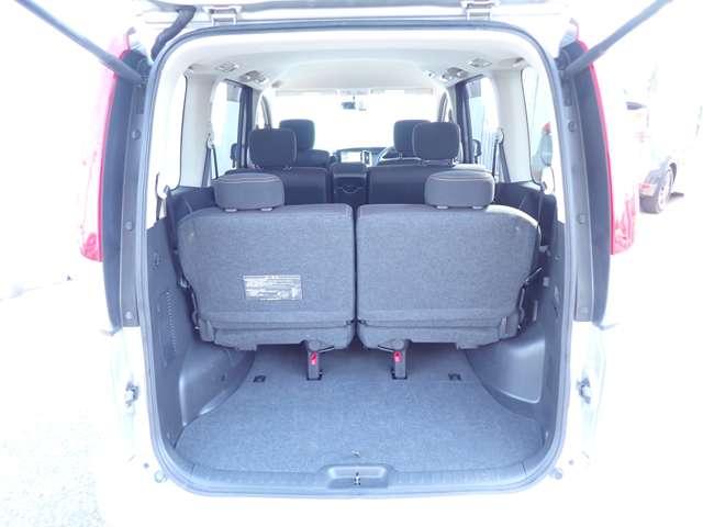 セレナ 2.0 ハイウェイスター Vセレクション 純正HDDナビ バックモニター 左右電動スライドドア ETC車載器 盗難防止 禁煙 バックモニタ Wエアバック HDDナビ パワステ PW インテリジェントキー キーフリー オートエアコン ナビTV 記録簿 ABS ワンセグTV(16枚目)