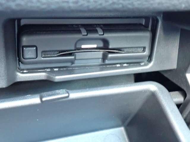 セレナ 1.2 e-POWER ハイウェイスター V アラウンドビュー エマブレ プロパイ 360°カメラ エマジェンシーブレーキ 1オナ スマキー バックカメラ 禁煙 LED レーンアシスト 点検記録簿付 ETC ドラレコ イモビ サイドカーテンエアバック フルオートエアコン エアバック(12枚目)