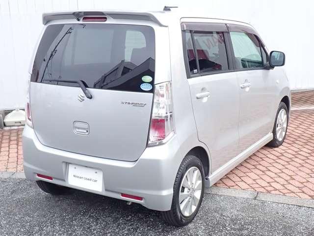 ワゴンＲスティングレー ６６０　スティングレー　Ｘ　純正ＣＤ付きＡＭ／ＦＭラジオ　ＥＴＣ　禁煙車両　キーレスリモコン　パワーウィンド　ＷエアＢ　運転席エアバッグ　エアコン　イモビ　ＡＢＳ　ＰＳ　ＥＴＣ　アルミホイール　記録簿付（2枚目）