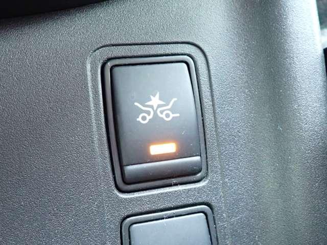 セレナ 2.0 ハイウェイスター VセレクションII エマブレ 両オートスライドドア バックモニタ 全周囲モニタ アイスト 寒冷地 Pアシスト インテリキー LEDライト ETC車載器 オートクルーズコントロール サイドエアバッグ 記録簿 ドライブレコーダー メモリ-ナビ 禁煙 アルミ(9枚目)