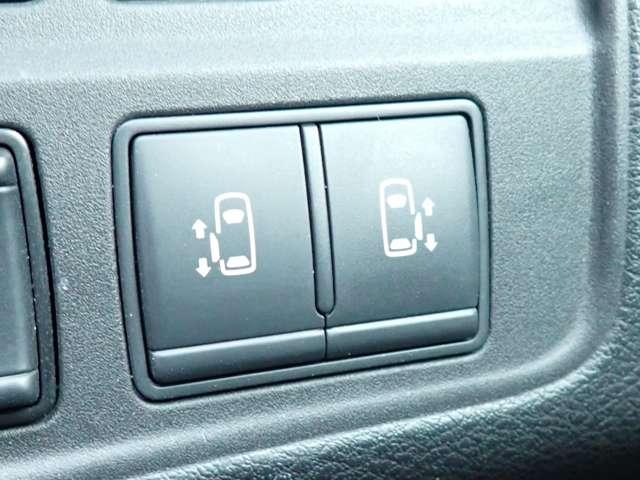 セレナ 2.0 ハイウェイスター VセレクションII エマブレ 両オートスライドドア バックモニタ 全周囲モニタ アイスト 寒冷地 Pアシスト インテリキー LEDライト ETC車載器 オートクルーズコントロール サイドエアバッグ 記録簿 ドライブレコーダー メモリ-ナビ 禁煙 アルミ(15枚目)