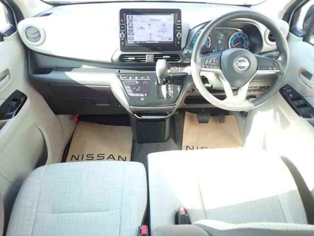 デイズ 660 X 純正メモリナビ エマブレ アラウンドM 踏み間違え防止 禁煙 スマートキー イモビライザー バックカメラ 1オーナー ETC レーンキープ アイドリングストップ ドライブレコーダー キーレス フルオートエアコン ナビTV PS(3枚目)