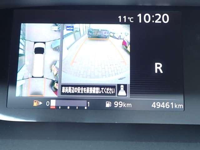 まるでお車を真上から見下ろしたかのような映像をナビに映し出してくれますので狭い駐車場でも周囲を確認する事が出来ますので非常に安心です♪