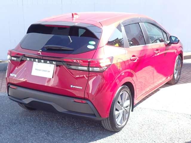 ノート １．２　Ｘ　アラウンドビュー　エマブレ　プロパイ　リアカメラ　衝突被害軽減ブレ－キ　全方位カメラ　ＥＴＣ付　禁煙車　ＬＥＤヘッドライト　レーダークルーズ　レーンアシスト　インテリジェントキー　ワンオーナー　ドラレコ　整備記録簿　盗難防止システム（2枚目）