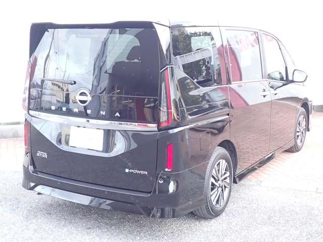 セレナ １．４　ｅ－ＰＯＷＥＲ　ハイウェイスターＶ　メーカーＭナビ　エマブレ　プロパイ　自動（被害軽減）ブレーキ　ＬＤＰ　追従クルーズ　ＬＥＤランプ　バックモニター　禁煙　アルミホイール　ドライブレコーダ　ＥＴＣ　記録簿　盗難防止システム　スマートキー　１オナ　オートエアコン　ナビＴＶ（2枚目）