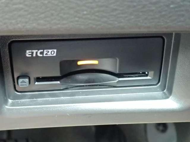 セレナ １．４　ｅ－ＰＯＷＥＲ　ハイウェイスターＶ　メーカーＭナビ　エマブレ　プロパイ　自動（被害軽減）ブレーキ　ＬＤＰ　追従クルーズ　ＬＥＤランプ　バックモニター　禁煙　アルミホイール　ドライブレコーダ　ＥＴＣ　記録簿　盗難防止システム　スマートキー　１オナ　オートエアコン　ナビＴＶ（12枚目）