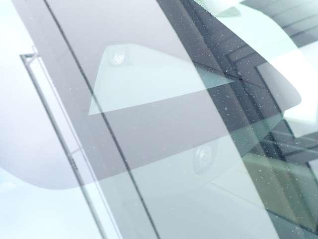 セレナ １．４　ｅ－ＰＯＷＥＲ　ハイウェイスターＶ　メーカーＭナビ　エマブレ　プロパイ　自動（被害軽減）ブレーキ　ＬＤＰ　追従クルーズ　ＬＥＤランプ　バックモニター　禁煙　アルミホイール　ドライブレコーダ　ＥＴＣ　記録簿　盗難防止システム　スマートキー　１オナ　オートエアコン　ナビＴＶ（20枚目）