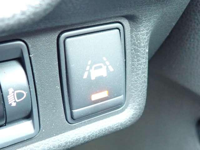 ノート １．２　Ｘ　ＤＩＧ－Ｓ　Ｖセレクション　プラスセーフティ　純正Ｍナビ　アラウンドビュー　エマブレ　アラウンドビューＭ　リアカメラ　禁煙　レーンアシスト　ドライブレコーダー　盗難防止システム　Ｗエアバック　記録簿　エアバッグ　ＥＴＣ　キーフリー　ＰＷ　ＡＢＳ　ＴＶナビ　メモリーナビ　ＰＳ　誤発進抑制（10枚目）