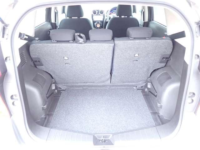 ノート １．２　Ｘ　ＤＩＧ－Ｓ　Ｖセレクション　プラスセーフティ　純正Ｍナビ　アラウンドビュー　エマブレ　アラウンドビューＭ　リアカメラ　禁煙　レーンアシスト　ドライブレコーダー　盗難防止システム　Ｗエアバック　記録簿　エアバッグ　ＥＴＣ　キーフリー　ＰＷ　ＡＢＳ　ＴＶナビ　メモリーナビ　ＰＳ　誤発進抑制（20枚目）