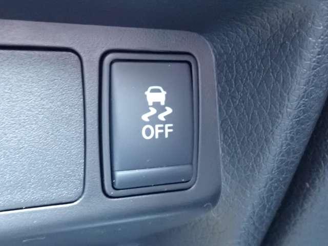 ＶＤＣ（横滑り防止装置）が装備されており滑りやすい道や障害物を回避した際に車両を安定させてくれますので安心です♪