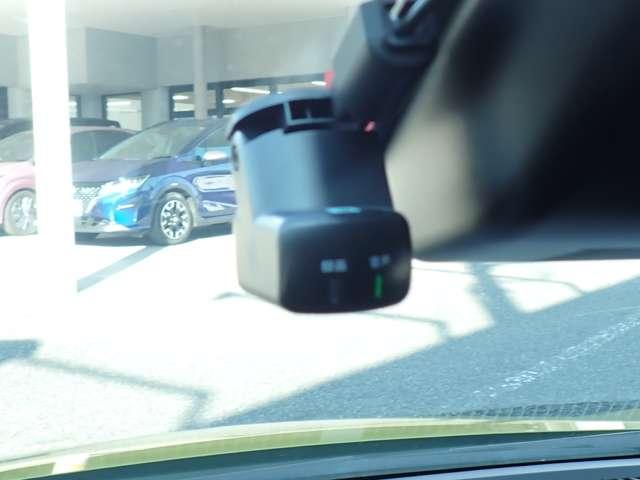 ノート １．２　Ｘ　スマートミラー　エマブレ　プロパイ　リアカメラ　衝突被害軽減ブレ－キ　クルーズコントロール　全方位カメラ　ＥＴＣ付　アルミ　禁煙車　ＬＥＤヘッドライト　レーンアシスト　インテリジェントキー　ワンオーナー　ドラレコ　整備記録簿　ＴＶナビ（19枚目）