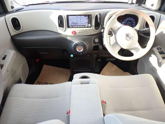 キューブ 1.5 15X Vセレクション 純正メモリナビ バックモニター セキュリティアラーム 1オーナー Bカメ AUTOエアコン 禁煙車 ETC 記録簿付き メモリーナビ キ-フリ- ナビTV ワンセグTV ABS パワーステアリング 運転席エアバッグ パワーウィンドゥ(3枚目)