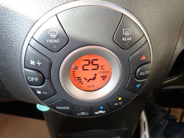 キューブ 1.5 15X Vセレクション 純正メモリナビ バックモニター セキュリティアラーム 1オーナー Bカメ AUTOエアコン 禁煙車 ETC 記録簿付き メモリーナビ キ-フリ- ナビTV ワンセグTV ABS パワーステアリング 運転席エアバッグ パワーウィンドゥ(7枚目)