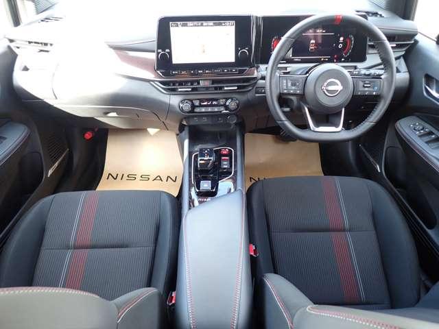 オーラ 1.2 NISMO チューンド e-POWER 4WD 当社社有車 ナビTV アラウンドモニター ワンオーナ- インテリキー エマブレ 試乗車UP アルミ キーレス 4WD ETC LEDヘッドライト 禁煙 追従クルーズ(3枚目)