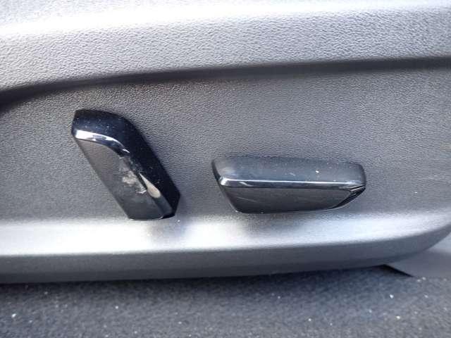 オーラ 1.2 NISMO チューンド e-POWER 4WD 当社社有車 ナビTV アラウンドモニター ワンオーナ- インテリキー エマブレ 試乗車UP アルミ キーレス 4WD ETC LEDヘッドライト 禁煙 追従クルーズ(19枚目)